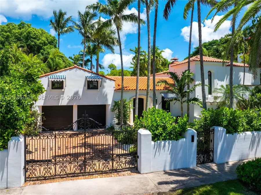 4727 N Bay Rd, Miami Beach, FL 33140 - #2