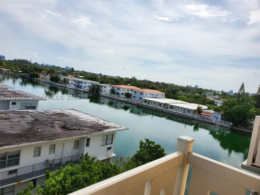 7900 Tatum Waterway Dr #502, Miami Beach, FL 33141 - #2