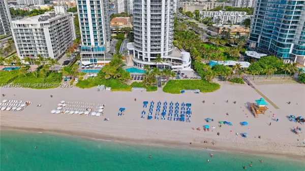 17375 Collins Ave #905, Sunny Isles Beach, FL 33160