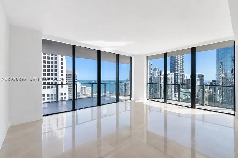 68 SE 6th St #3301, Miami, FL 33131 - #2