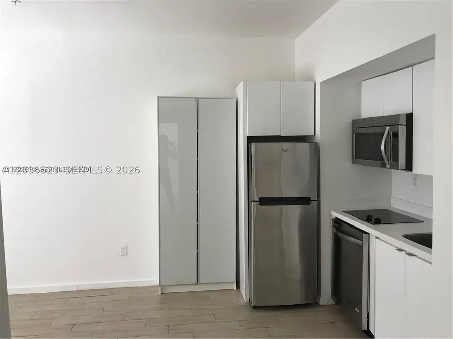 1611 Meridian Ave #202, Miami Beach, FL 33139 - #2