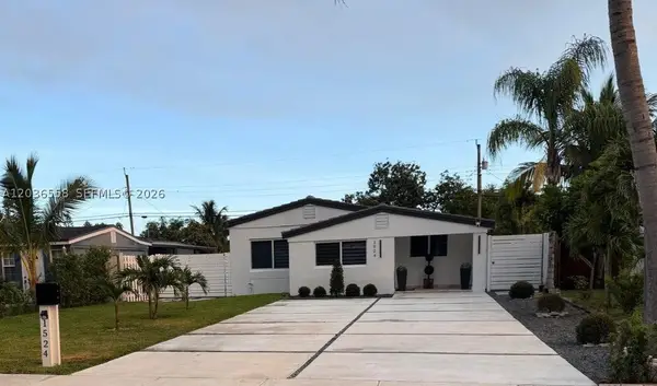 1524 NE 182nd St, North Miami Beach, FL 33162