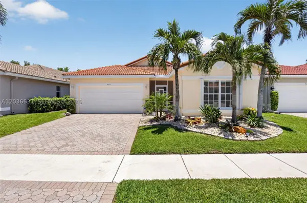 7679 Lemonwood St, Boynton Beach, FL 33437