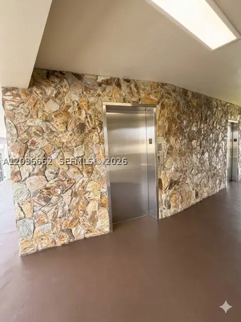 1530 NE 191st St #305, Miami, FL 33179 - #1