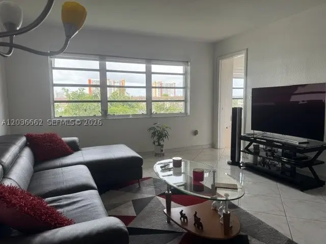 1530 NE 191st St #305, Miami, FL 33179 - #3