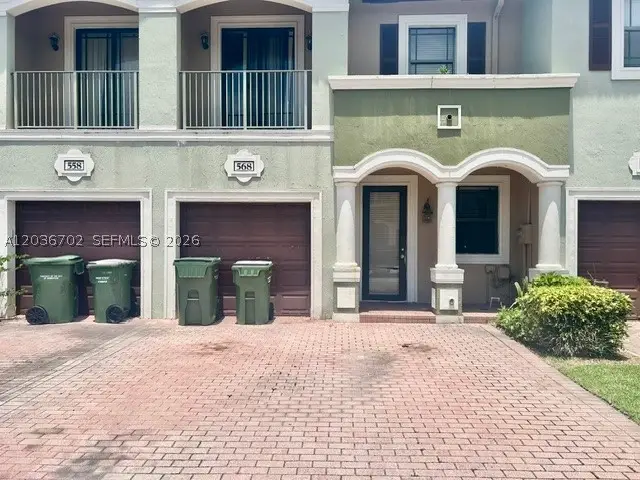 568 NE 35th Ave, Homestead, FL 33033 - #1