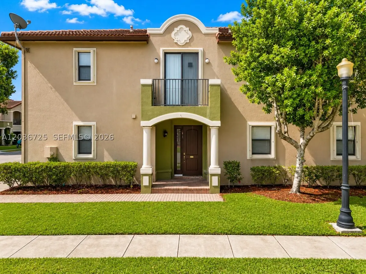 678 NE 33rd Ter, Homestead, FL 33033 - #1
