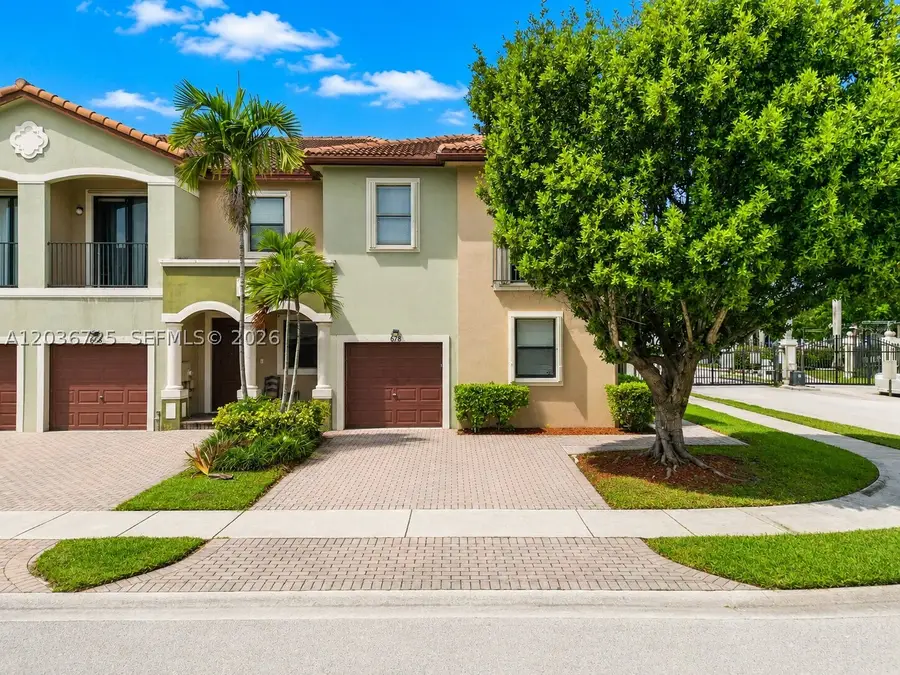 678 NE 33rd Ter, Homestead, FL 33033 - #2