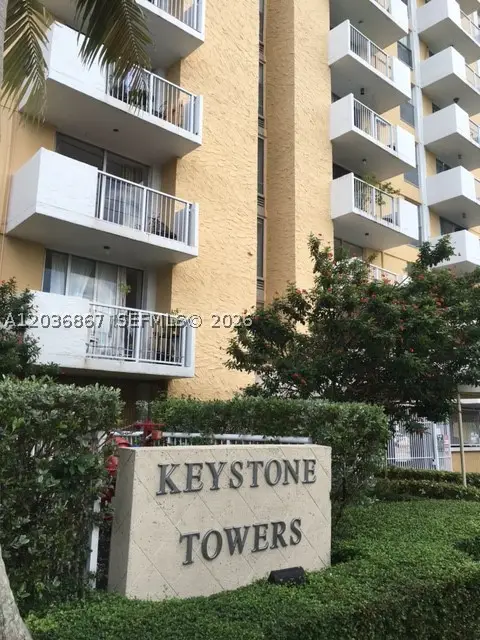Address Withheld By Seller, North Miami, FL 33181