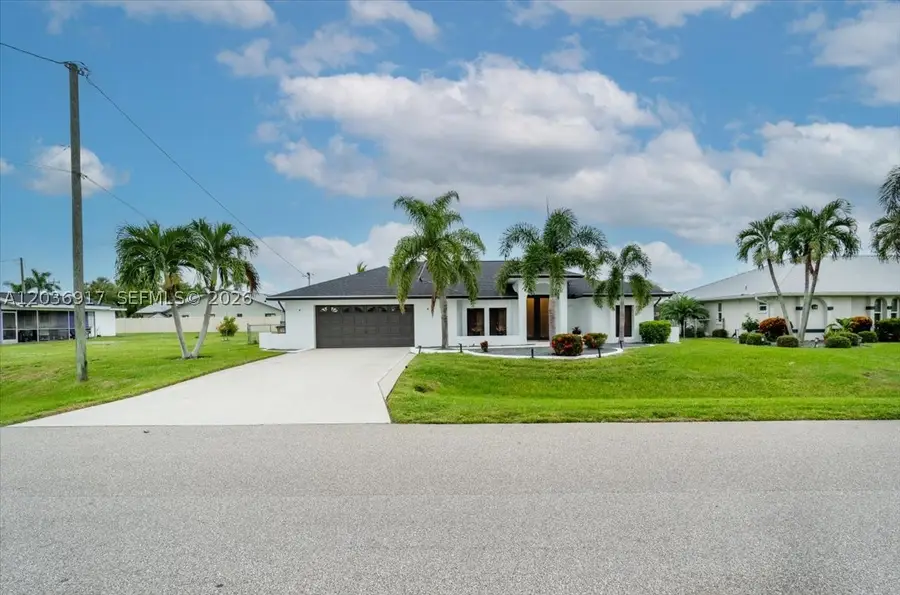 3728 SE 18 Ave, Cape Coral, FL 33904 - #3