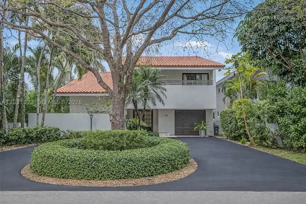 4950 San Amaro Dr, Coral Gables, FL 33146