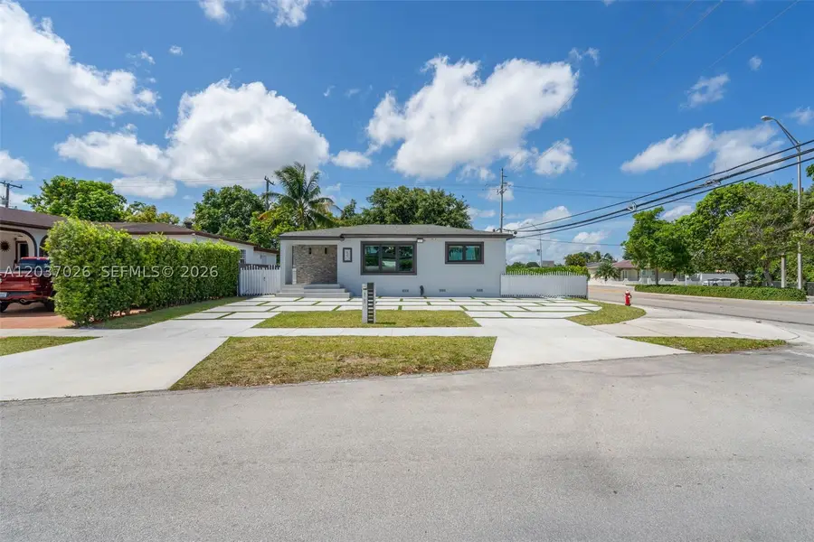 11 W 59th St, Hialeah, FL 33012 - #3