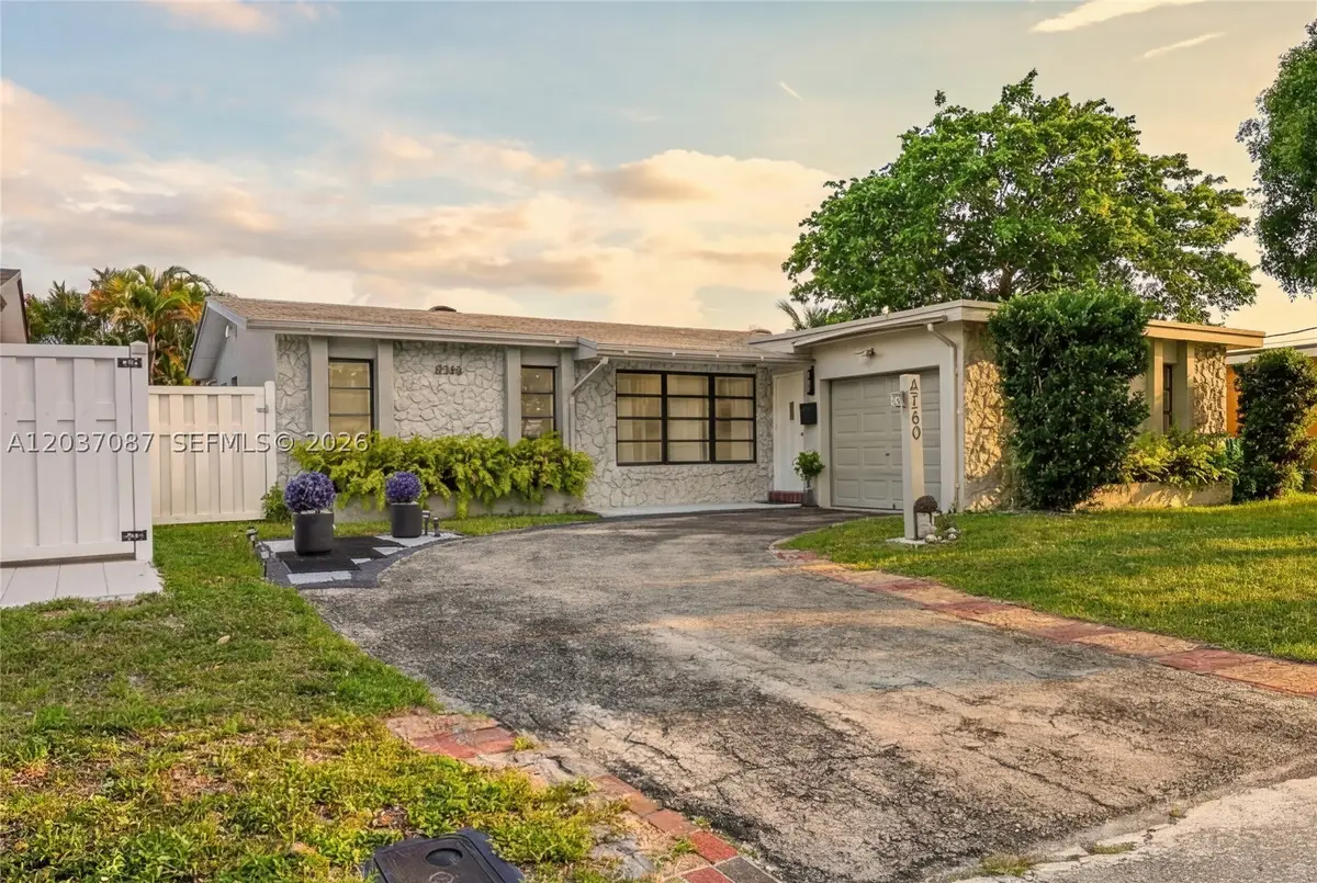 8580 NW 20th Ct, Sunrise, FL 33322 - #1