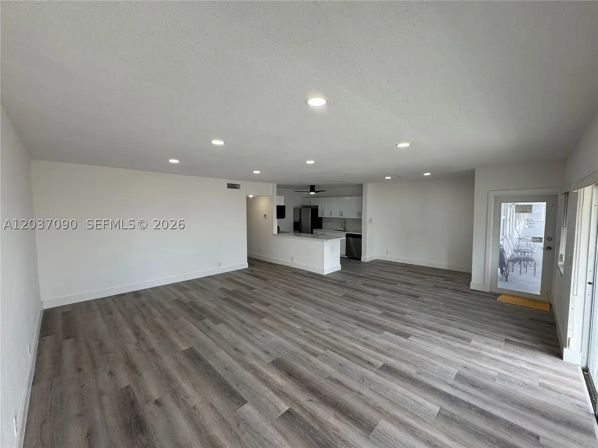 630 Layne Blvd #211, Hallandale Beach, FL 33009 - #1