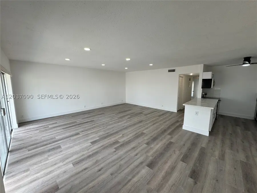630 Layne Blvd #211, Hallandale Beach, FL 33009 - #2