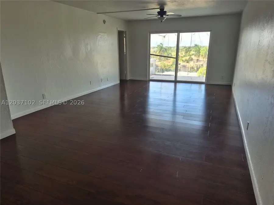 1617 SE 15th St #605, Fort Lauderdale, FL 33316 - #2