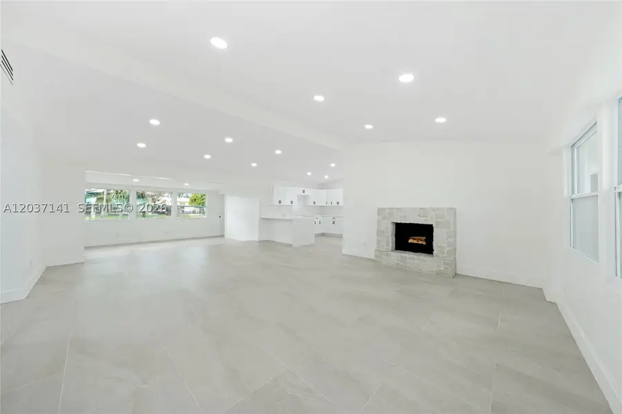 2649 Key Largo Ln, Fort Lauderdale, FL 33312 - #2