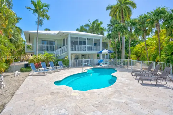 181 12th St, Key Colony, FL 33051