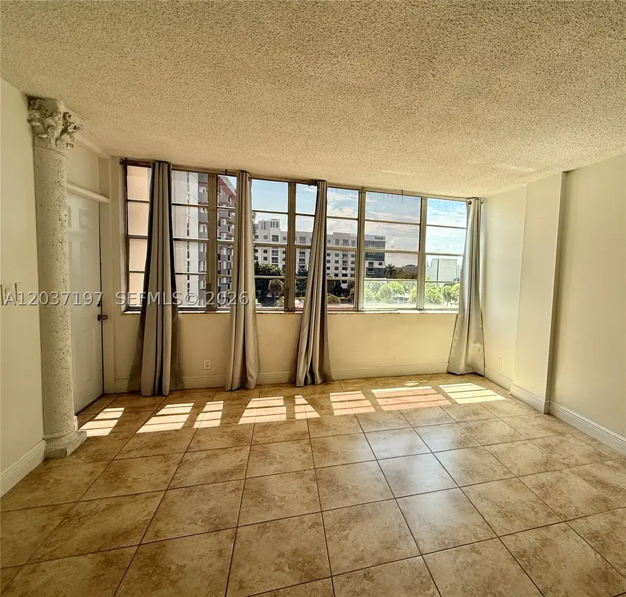 2025 NE 164th St #507, North Miami Beach, FL 33162 - #2