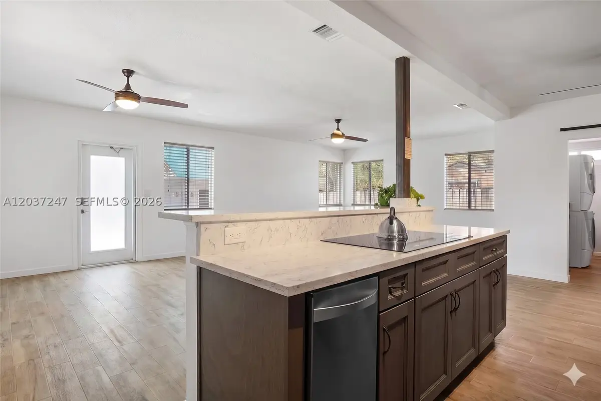 316 NW 29th St, Wilton Manors, FL 33311 - #1