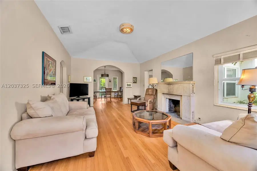 28 NW 100th St, Miami Shores, FL 33150 - #3