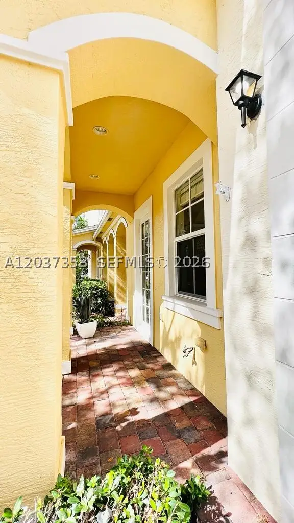 753 Dakota Dr, Jupiter, FL 33458 - #3