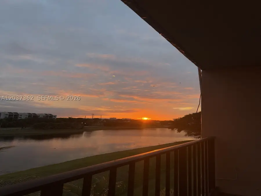 870 NW 87th Ave #401, Miami, FL 33172 - #2
