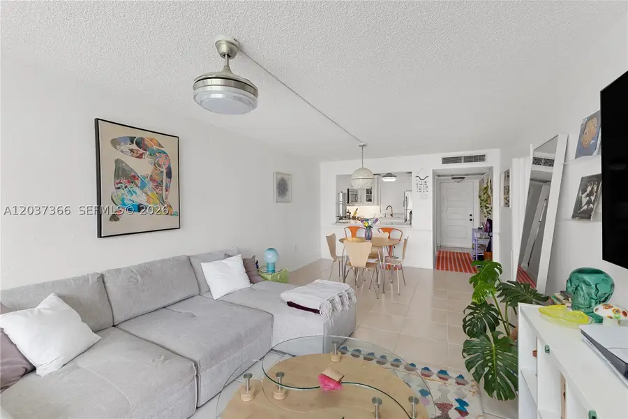 9495 Evergreen Pl #103, Davie, FL 33324 - #3