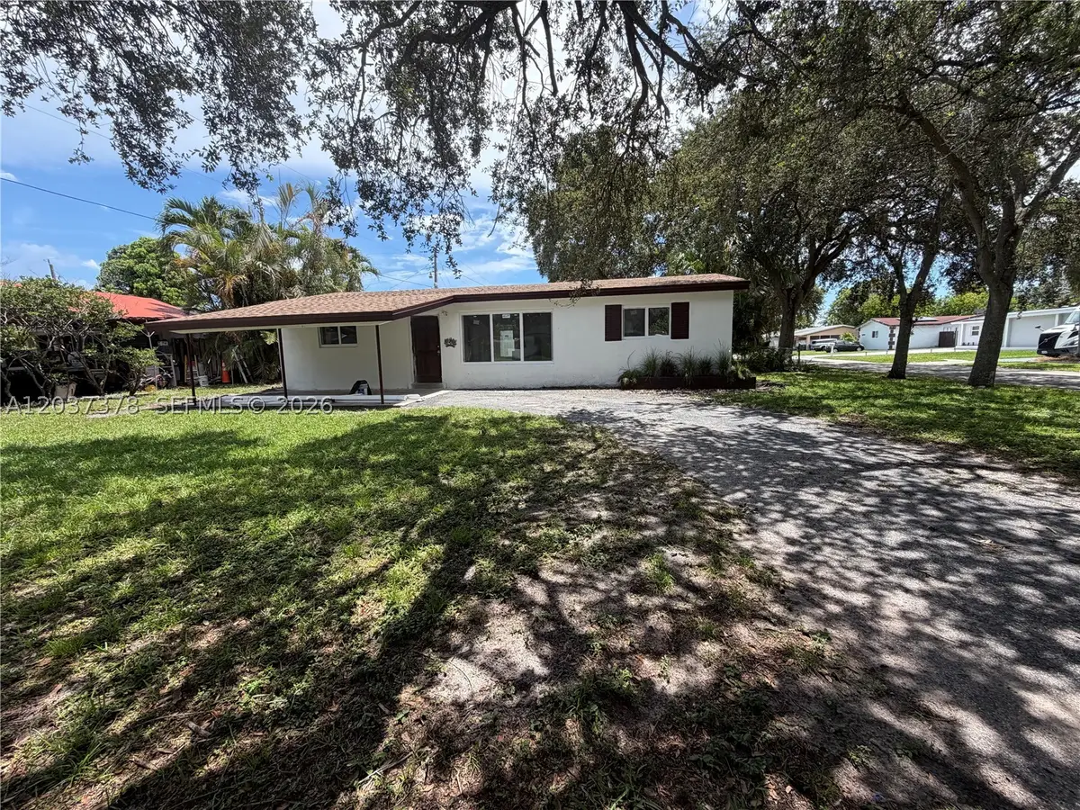 6570 Liberty St, Hollywood, FL 33024 - #1