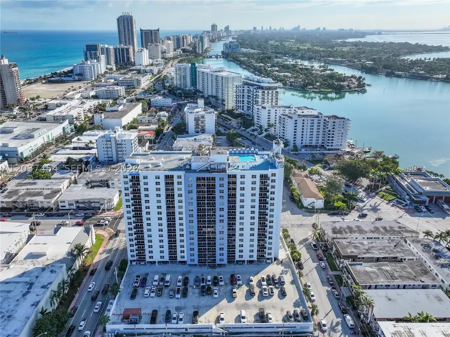 401 69th St #313, Miami Beach, FL 33141 - #2