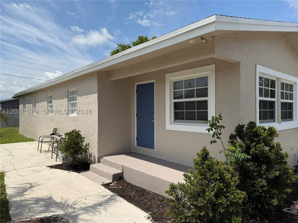 2910 NW 25th St, Fort Lauderdale, FL 33311 - #1