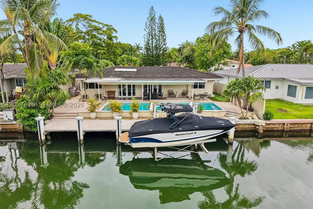 1140 NE 87th St, Miami, FL 33138 - #1