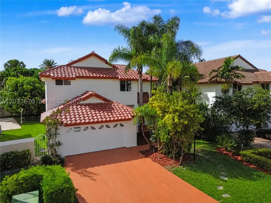 4725 NW 104th Ave, Doral, FL 33178 - #2