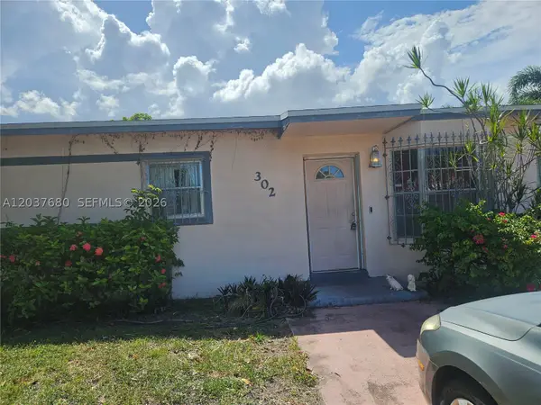 Address Withheld By Seller, Delray Beach, FL 33444