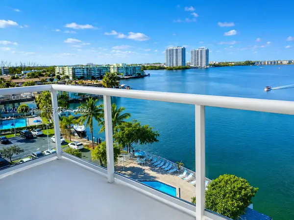 2841 NE 163rd St #803, North Miami Beach, FL 33160