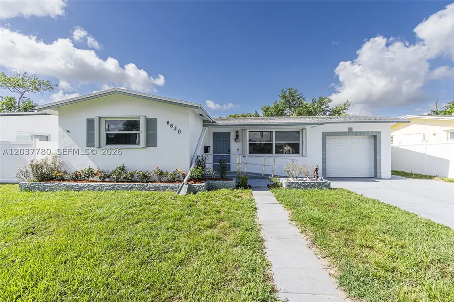 6630 Liberty St, Hollywood, FL 33024 - #2