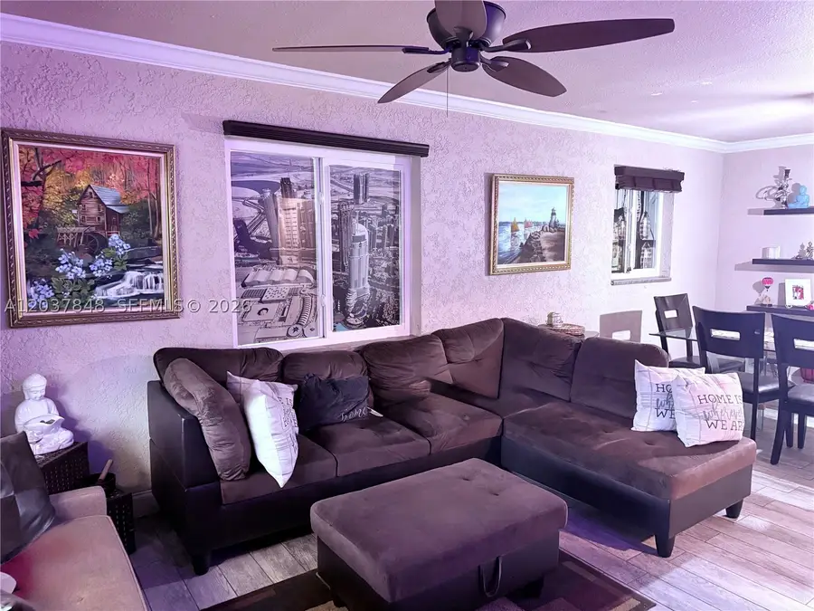 6424 Meade St, Hollywood, FL 33024 - #2