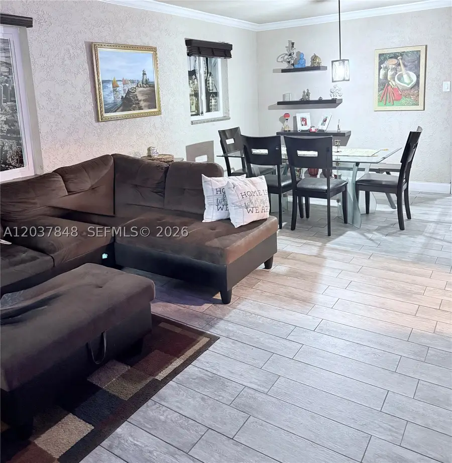 6424 Meade St, Hollywood, FL 33024 - #3