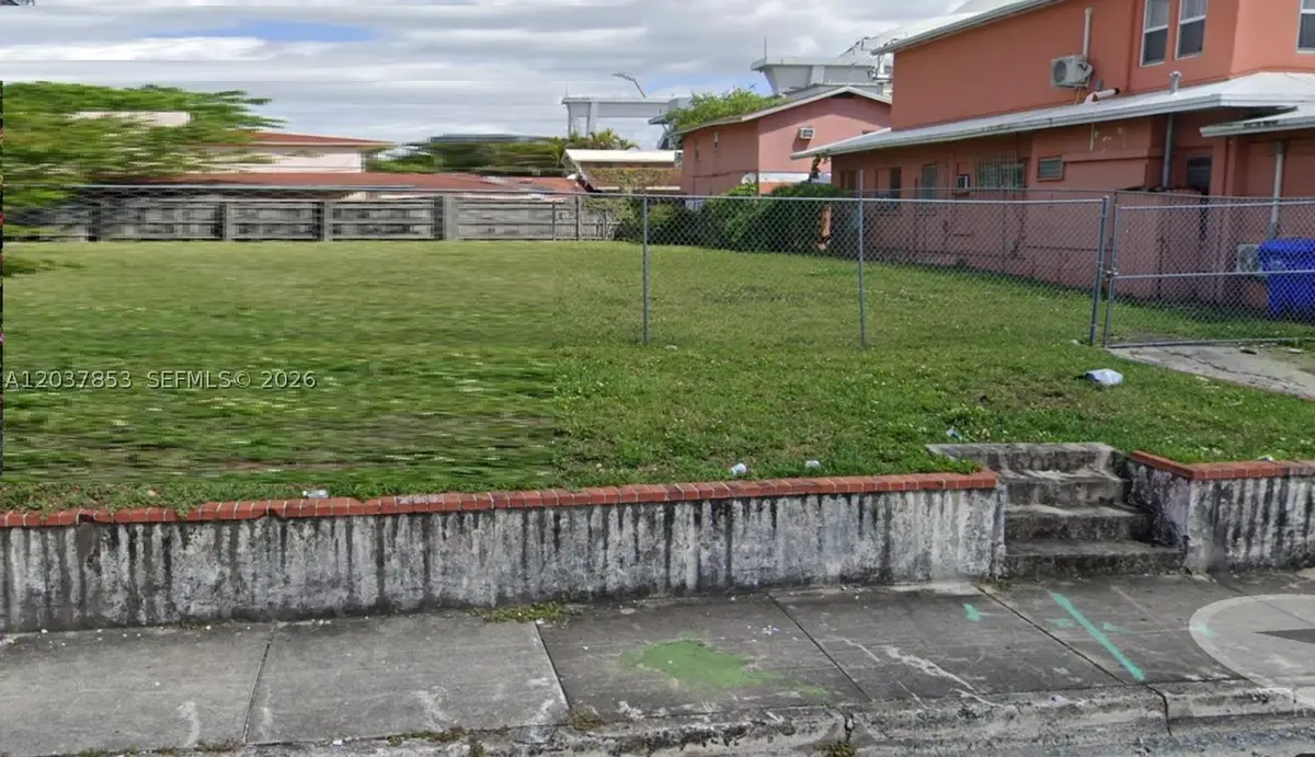1611 NW 2nd St, Miami, FL 33125 - #1