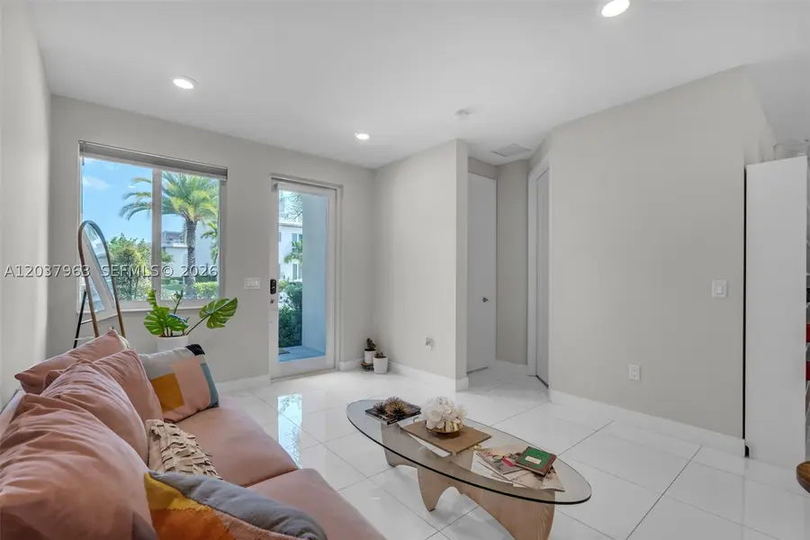 10365 NW 66th St, Doral, FL 33178 - #2