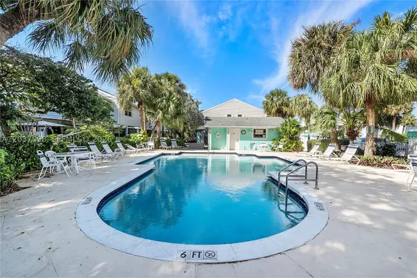 Address Withheld By Seller, Pompano Beach, FL 33062