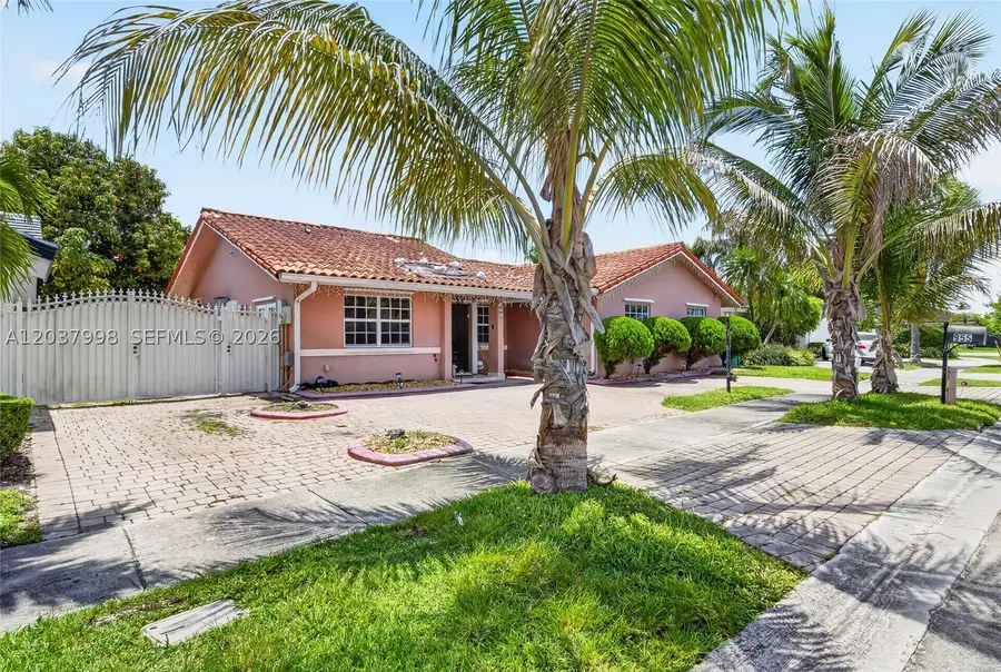 955 NW 128th Ct, Miami, FL 33182 - #2