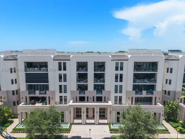 718 Valencia Ave #403, Coral Gables, FL 33134