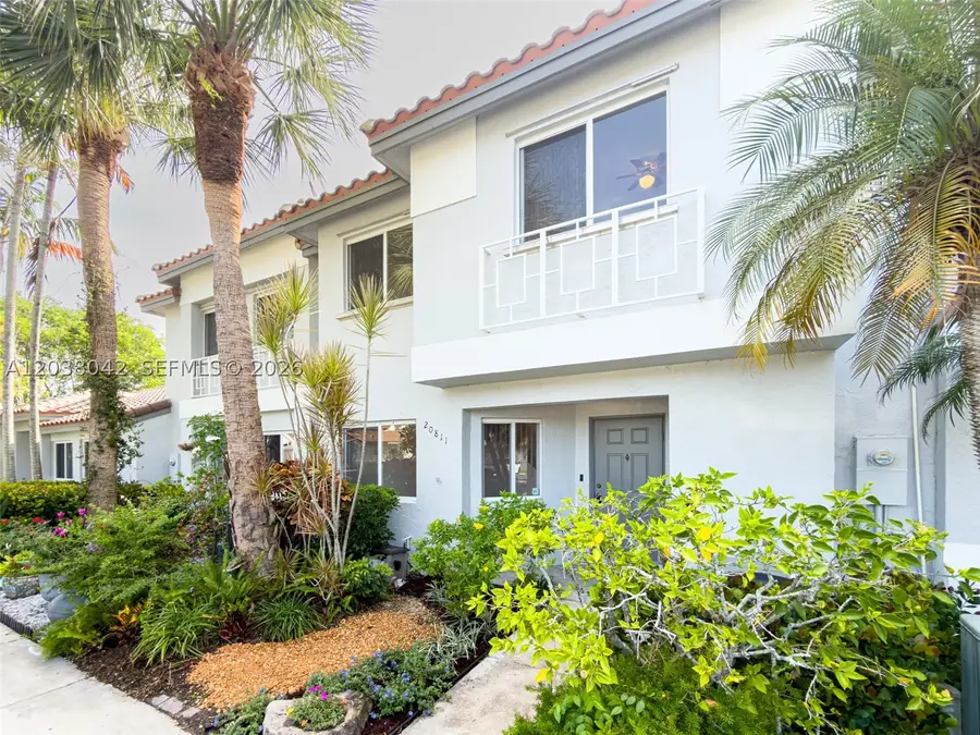 20811 NW 3rd Ln, Pembroke Pines, FL 33029 - #2