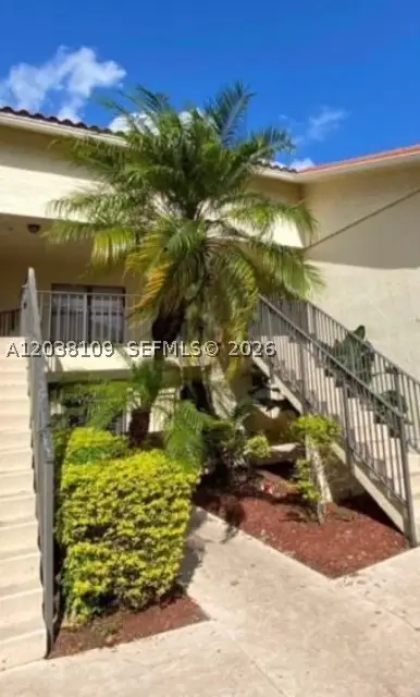 1442 Lake Crystal Dr #G, West Palm Beach, FL 33411