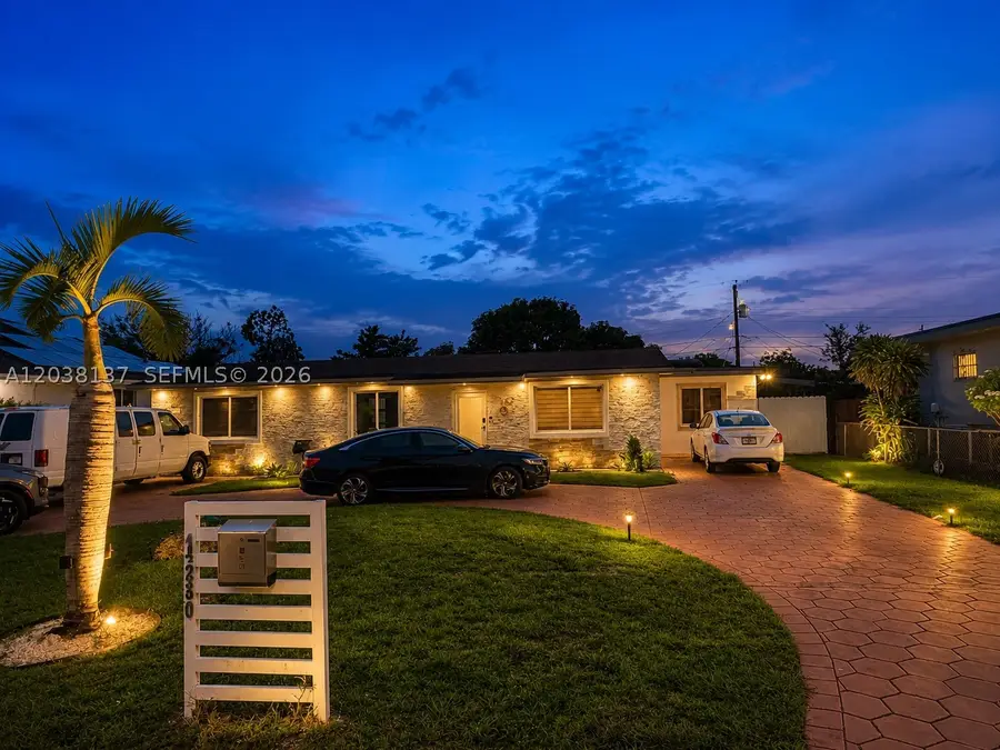 4280 NW 171st St, Miami Gardens, FL 33055 - #2