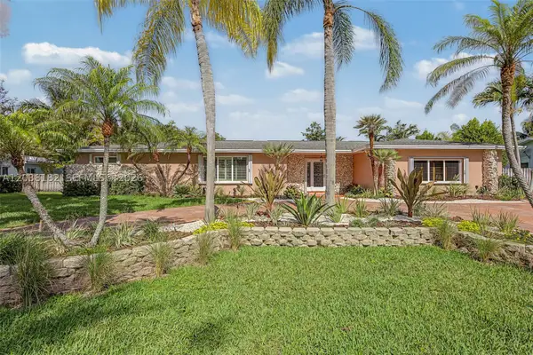 16842 SW Sw 79 Place, Palmetto Bay, FL 33157