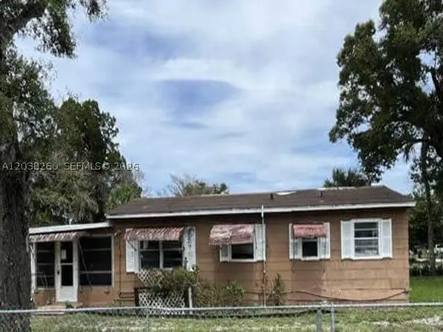 314 S 17th St, Fort Pierce, FL 34950 - #1