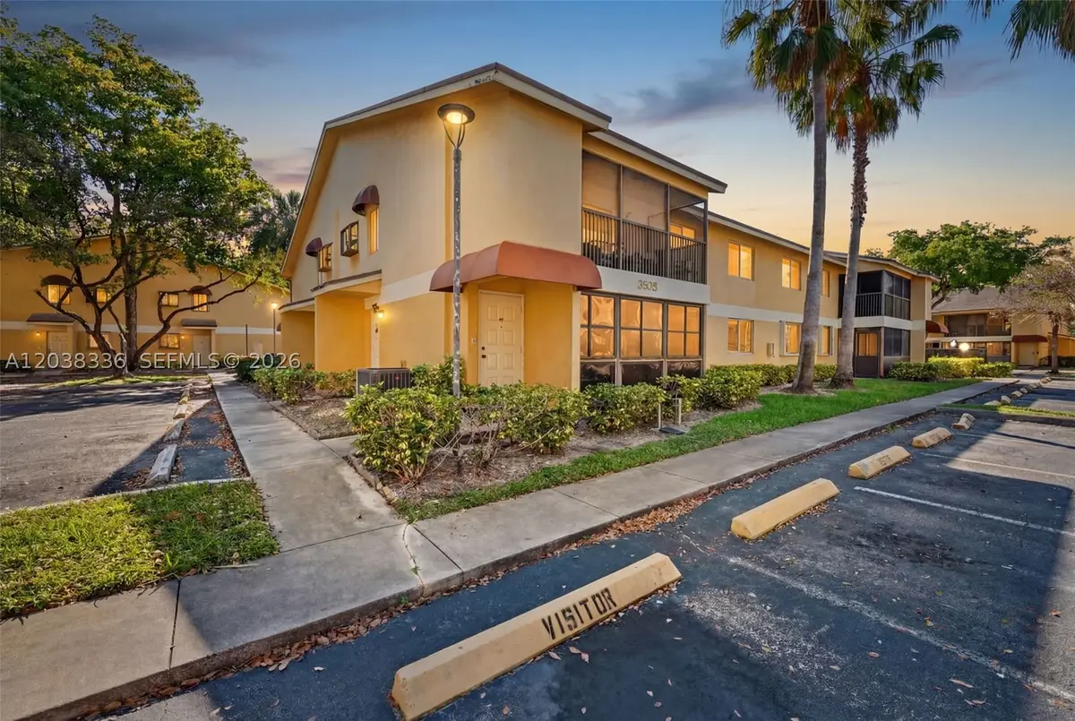 3053 N Oakland Forest Dr #103, Oakland Park, FL 33309 - #1