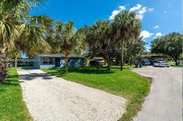 1040 NW 23rd Ter, Fort Lauderdale, FL 33311 - #2